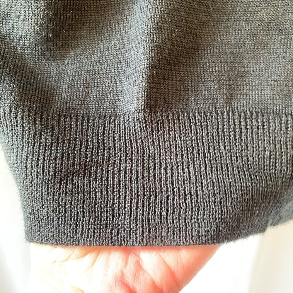 Old Money Mens Black Crewneck Knit Sweater Extra Large Wool Blend Minimalist - Picture 4 of 15